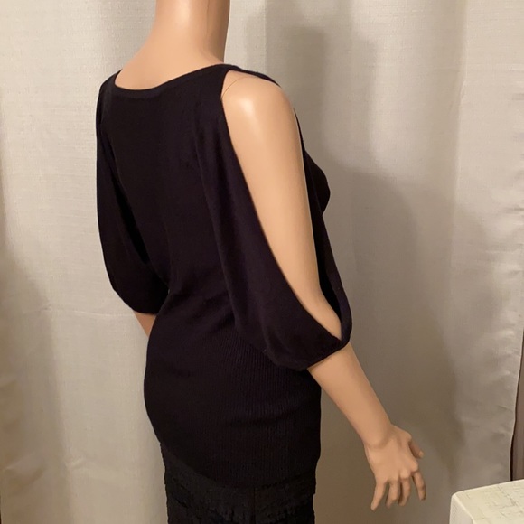 Open arm blouse - Picture 11 of 11